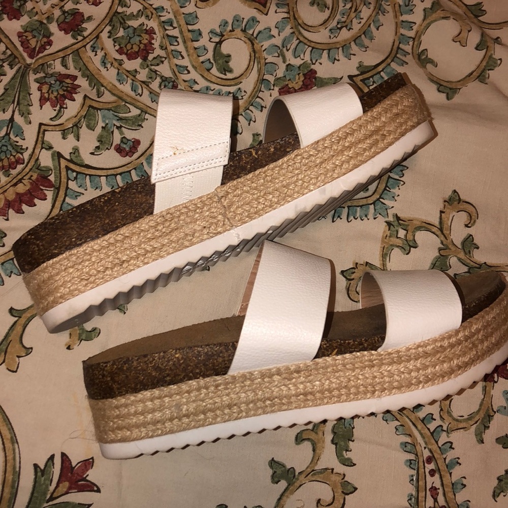 white platforms - Picture 2 of 2